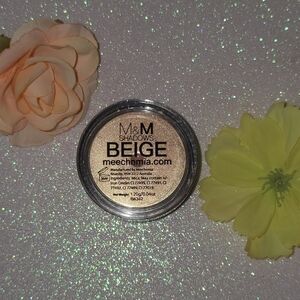 5/$25 BEIGE Meech And Mia Shadows Loose Powder Eyeshadow NWT